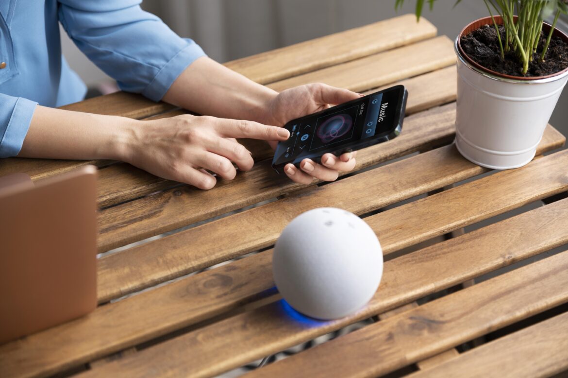 google home vs alexa vs apple