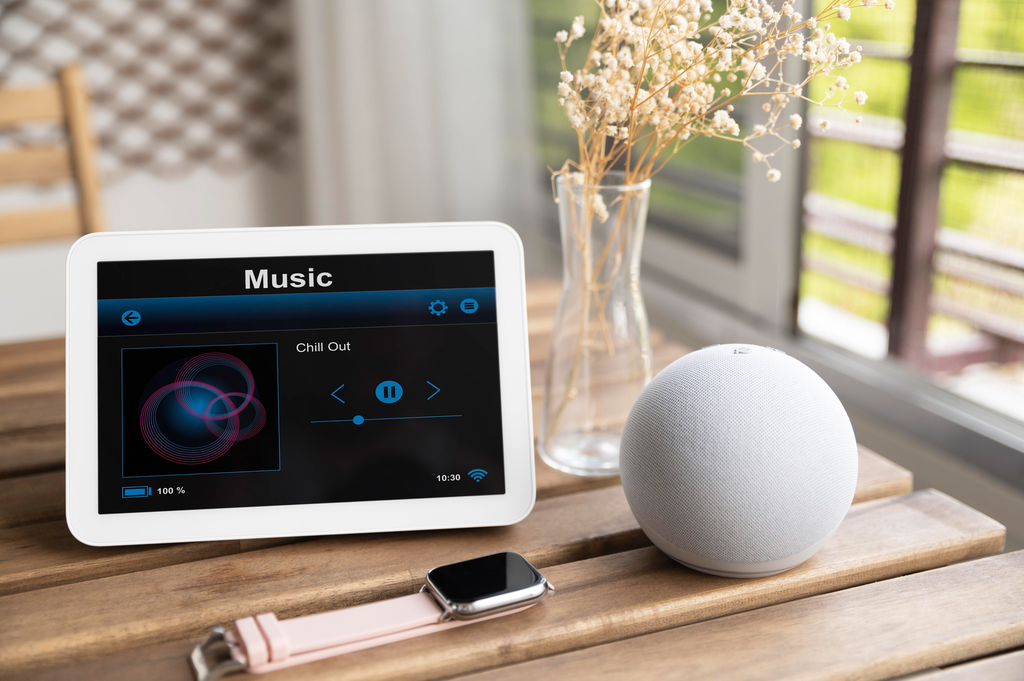 Google Home, Alexa and Apple Home